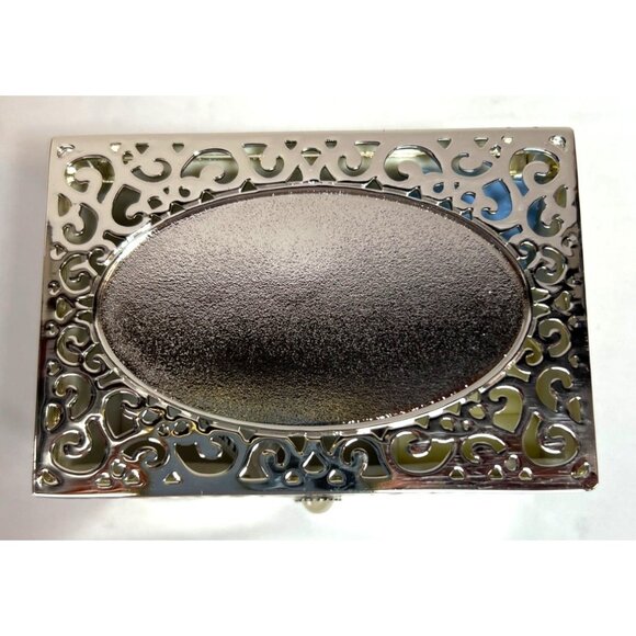 Silver-Plated Jewelry Box With Filigree Design & Velvet Lining For Keepsakes - Picture 2 of 7